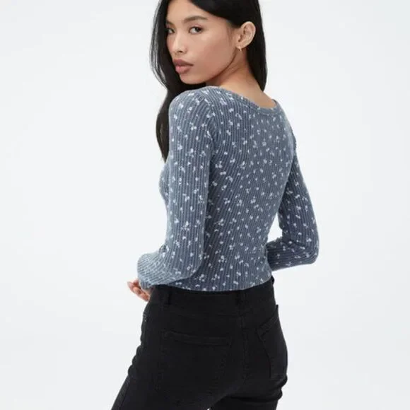 Aeropostale Long Sleeve Floral Shrunken Tee Size L - Picture 3 of 8